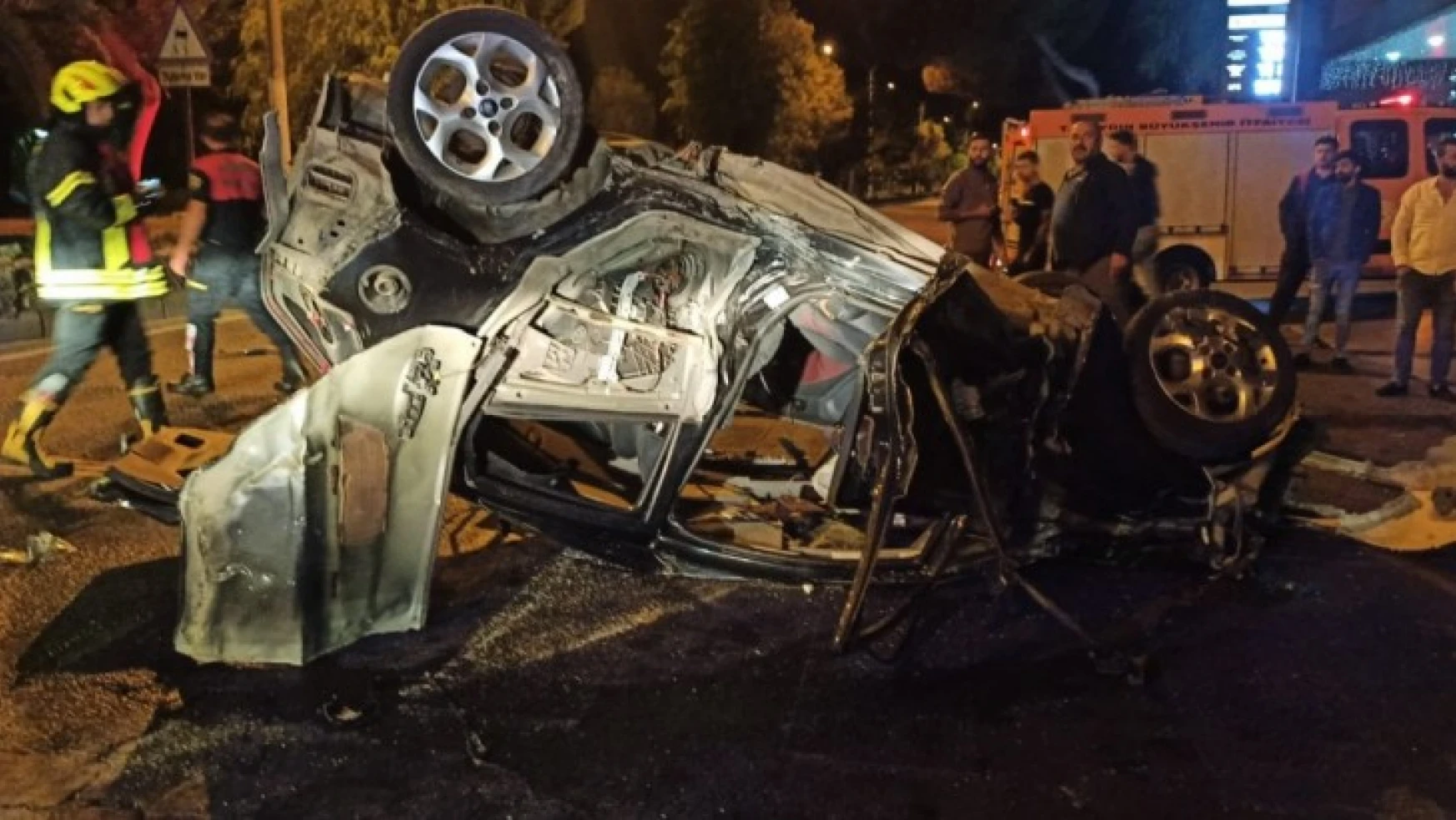 Nazilli'de feci kaza: 2 yaralı