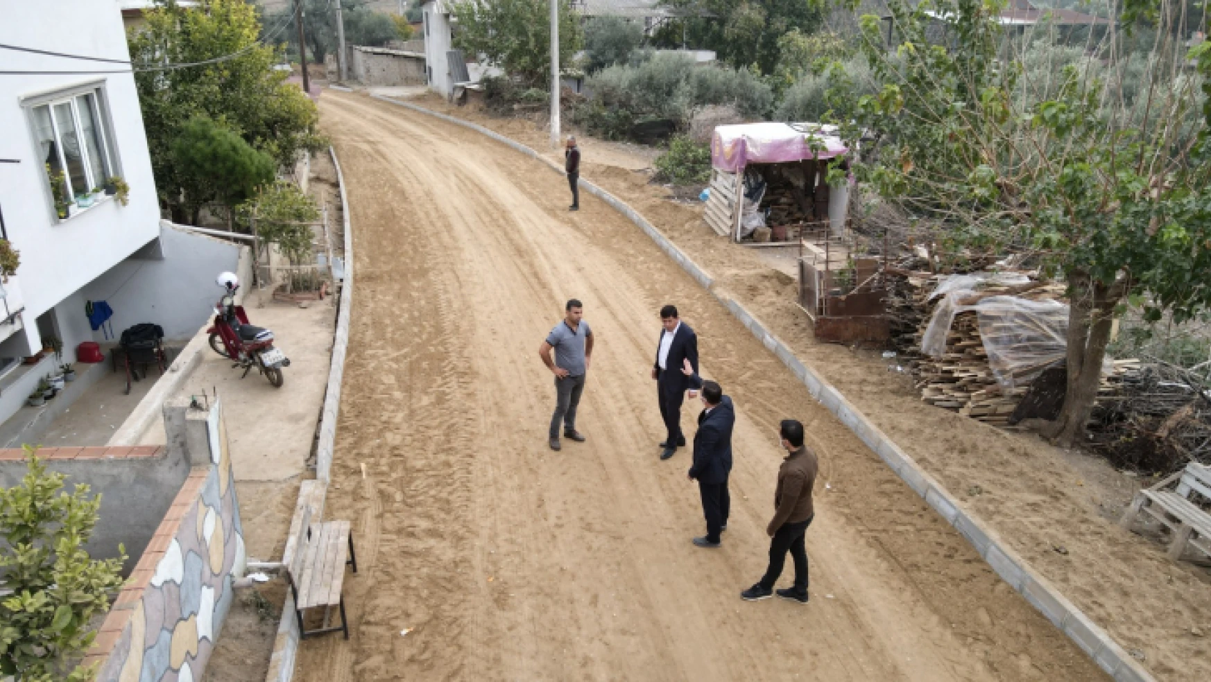 Pınarbaşı Mahallesi'nde yollar yenileniyor