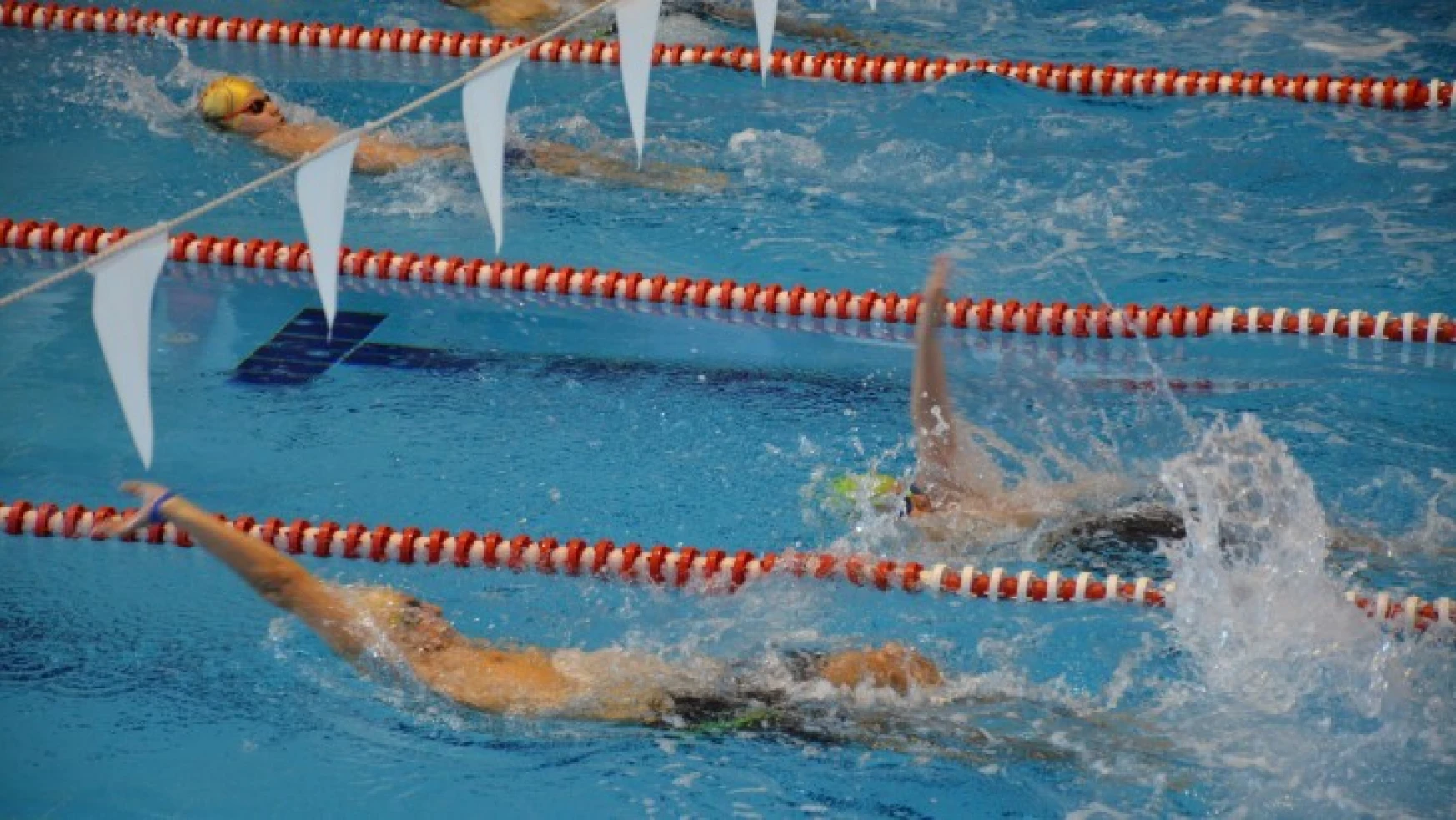 Türkiye Şampiyonası'na gidecek yüzücüler seçildi
