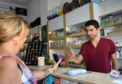 Adalı Kart'tan hayvan severlere müjdeli haber