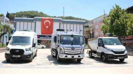 Yenipazar Belediyesi araçlarına kavuştu