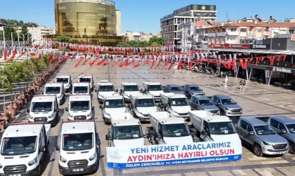 Aydın Büyükşehir Belediyesi'nden Bozdoğan'a hizmet aracı desteği
