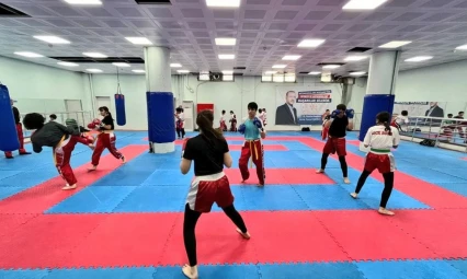 Aydın'da kick boks eğitimleri devam ediyor