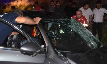 Aydın'da yolcu otobüsü otomobille çarpıştı: 4 ölü