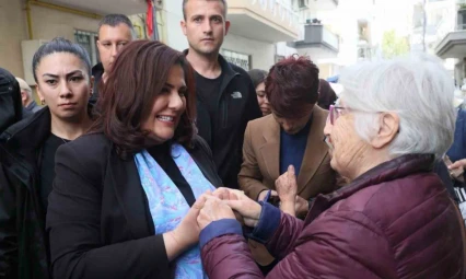 Başkan Çerçioğlu Çarşamba Pazarı'nda vatandaşlarla buluştu