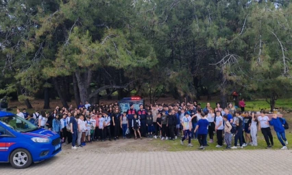Jandarma personeli öğrencileri bilgilendirdi