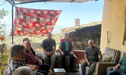 Karadut Mahallesi'nde üreticilere tarım ve hayvancılık eğitimi