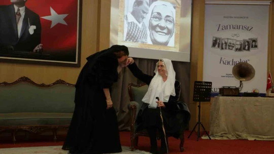 'Zamansız Kadınlar' KUTO'da sahnelendi