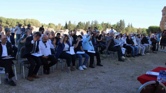 3 bin yıllık tarihi kentte meclis toplandı