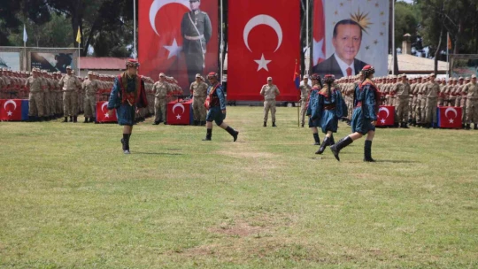 Acemi erlerin yemin töreninde ailelere jandarma ve KADES tanıtıldı