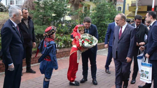 Adalet Bakanı Tunç'un Aydın'daki ilk durağı valilik oldu