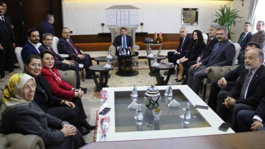 Adalet Bakanı Tunç'un Aydın'daki ilk durağı valilik oldu