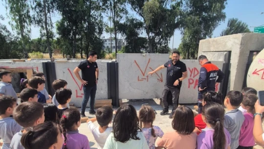 AFAD Aydın İl Müdürlüğü minik öğrencileri ağırladı