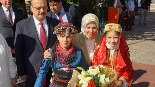 Aile ve Sosyal Hizmetler Bakanı Göktaş: 'Aydın'da Evde Bakım Yardımı'ndan bugün 7 bin 667 vatandaşımız faydalanıyor'