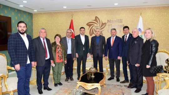 AK Parti Aydın Büyükşehir Belediye Başkan Adayı Savaş: '3 ayda hizmetlere başlayacağız'