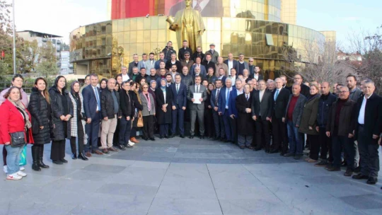 AK Parti Aydın'da Erdem mazbatasını aldı