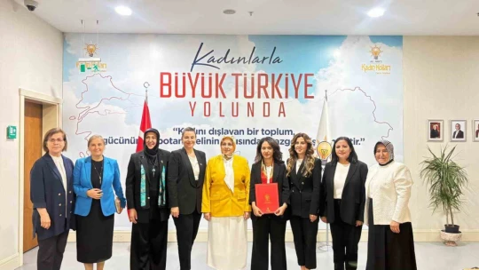 AK Parti Aydın İl Kadın Kollatı Başkanlığı'na Edremit atandı