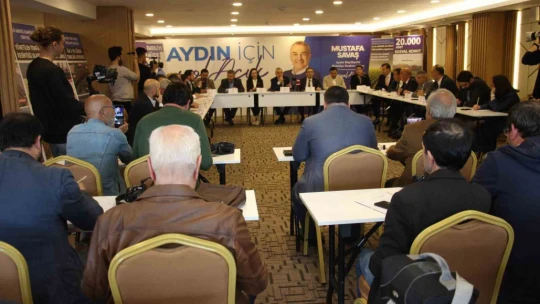 AK Parti son virajda basınla bir araya geldi