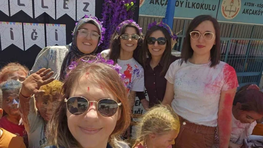 Akçaköy İlk-Ortaokulu'nca colourfest etkinliği yapıldı