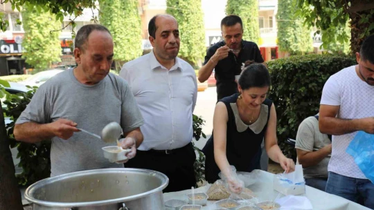 Altı Nokta Körler Derneği Aydın Şubesi'nden 500 kişilik aşure hayrı