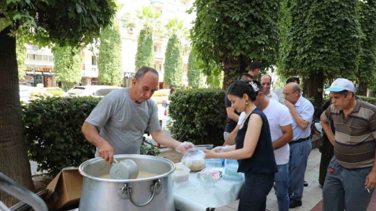 Altı Nokta Körler Derneği Aydın Şubesi'nden 500 kişilik aşure hayrı
