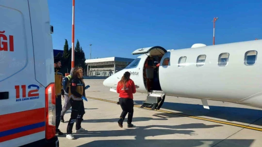Ambulans uçak 10 günlük bebek için havalandı