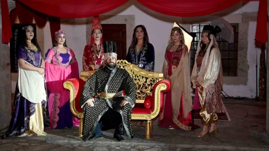 Anadolu Ateşi yaz boyunca Kuşadası'nda yanacak