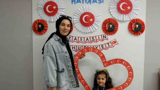 Anne Baba Çocuk Merkezi'nde minikler, ilk mezuniyet sevinci yaşadı