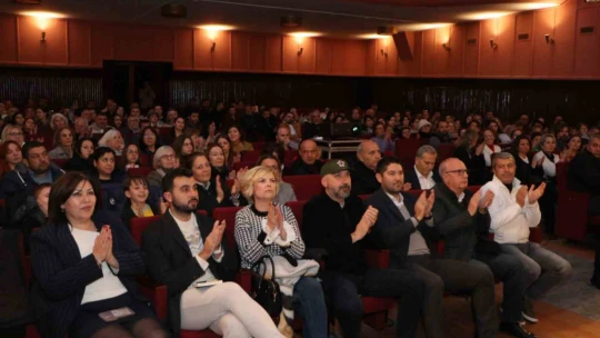 Araştırmacı yazar Akın, Sökeliler ile buluştu