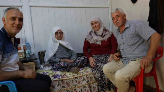 Asırlık Hatice Kübra teyzenin şaşırtan hayat hikayesi