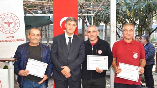 Atatürk Devlet Hastanesi'nde personellere teşekkür belgesi verildi