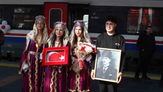 Atatürk'ün Aydın'a gelişi törenle kutlandı