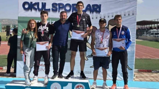 Atletizm şampiyonasında Aydınlı sporcular göz doldurdu