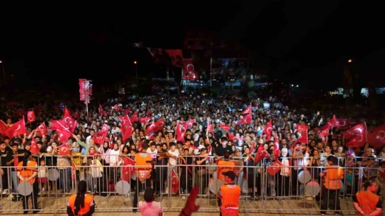 Aydılar İncirliova'da Zafer Bayramı Coşkusunu yaşadı