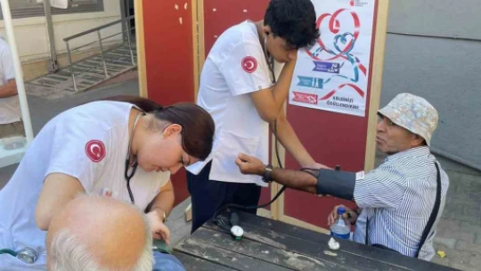 Aydın Atatürk Devlet Hastanesi'nde vatandaşlar kalp sağlığı hakkında bilgilendirildi