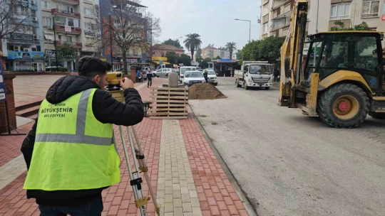 Aydın BŞB'nin Nazilli İstasyon Meydanı'ndaki 2. Etap çalışmaları başladı