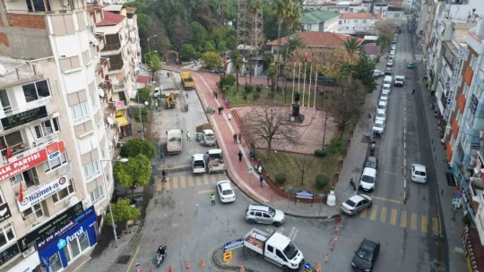Aydın BŞB'nin Nazilli İstasyon Meydanı'ndaki 2. Etap çalışmaları başladı