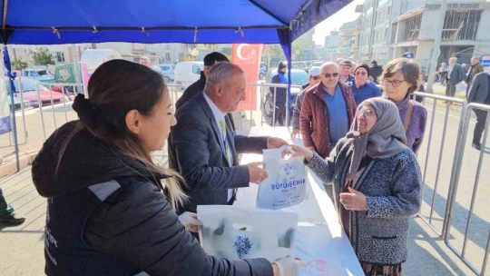 Aydın BŞB Sultanhisar'da 15 bin adet fide dağıttı