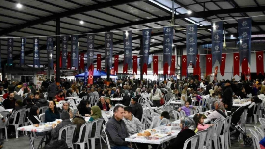 Aydın Büyükşehir Belediyesi Bozdoğan'da iftar programı düzenledi
