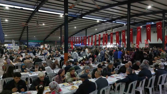 Aydın Büyükşehir Belediyesi Bozdoğan'da iftar programı düzenledi