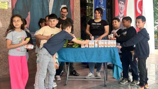 Aydın Büyükşehir Belediyesi çocukları tiyatro ile buluşturdu