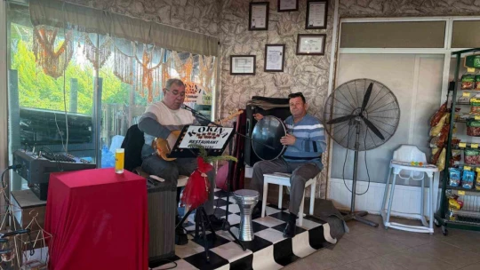 Aydın Büyükşehir Belediyesi Didim Huzurevi'nde yeni yıl kutlaması