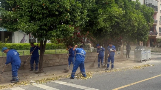 Aydın Büyükşehir Belediyesi ekipleri kent genelinde çalışmalarını sürdürüyor