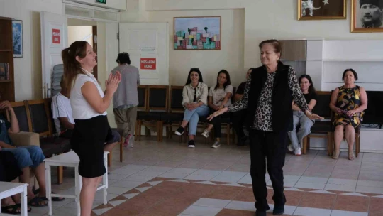 Aydın Büyükşehir Belediyesi Huzurevi'nde coşkulu kutlama