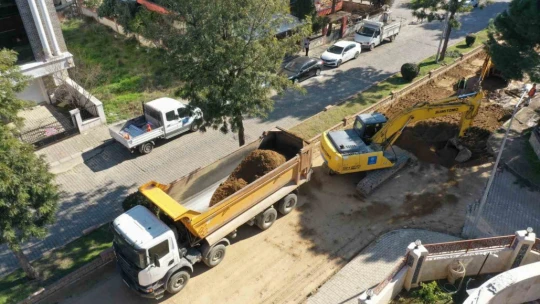 Aydın Büyükşehir Belediyesi Nazilli'nin bulvarlarını yeniliyor