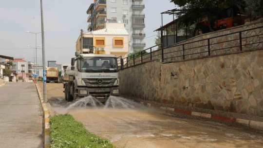 Aydın Büyükşehir Belediyesi Nazilli Alparslan Türkeş Bulvarı'nda kazı çalışmalarına başladı