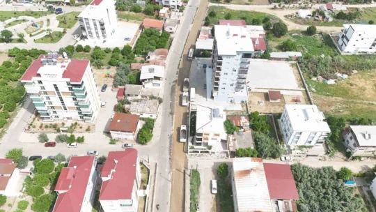 Aydın Büyükşehir Belediyesi Nazilli Alparslan Türkeş Bulvarı'nda kazı çalışmalarına başladı