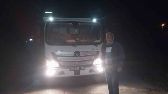 Aydın Büyükşehir Belediyesi'nden gece yarısı tuzlama çalışması