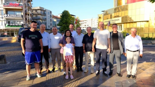 Aydın Büyükşehir Belediyesi'nden Bozdoğan'a hizmet aracı desteği
