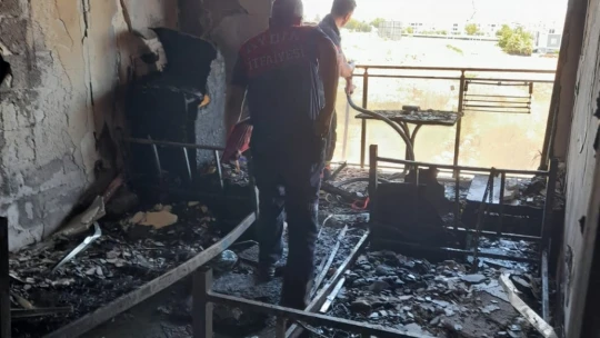 Aydın Büyükşehir Belediyesi'nin ateş savaşçıları yangından yangına koştu